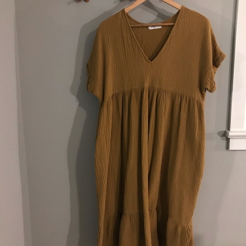 Carly Jean Los Angeles Reef Dress in Mustard